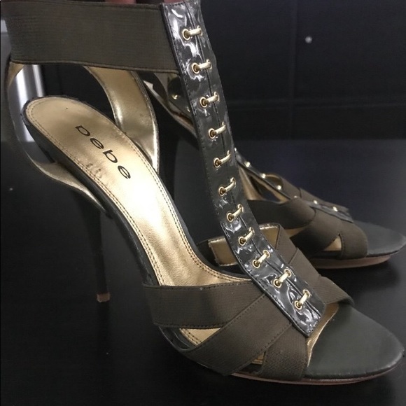 BeBe Pair of Heels - Picture 3 of 6